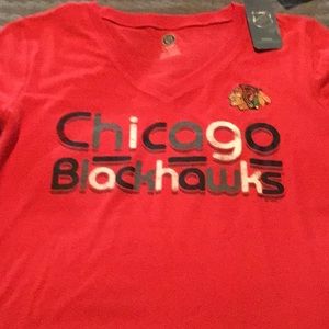 Chicago Blackhawks ladies size M red t shirt